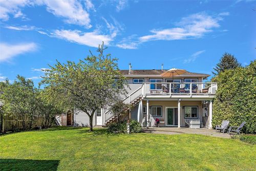 10347 Bowerbank Rd, Sidney, BC, V8L3L6 | Card Image