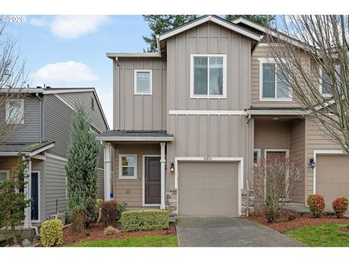 12813 Se 155th Ave, Happy Valley, OR, 97086-4418 | Card Image