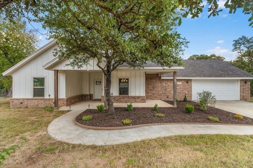 117 Ronnie Ln, Weatherford, TX, 76088-8504 | Card Image