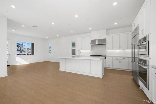 125 Seep, Condo with 4 bedrooms, 4 bathrooms and 2 parking in Irvine CA | Image 12