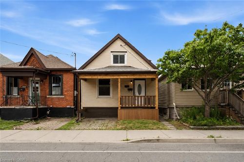 1062 Cannon St E, Hamilton, ON, L8L2H8 | Card Image