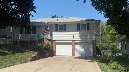 11118 Leavenworth St, Omaha, NE, 68154-3356 | Card Image