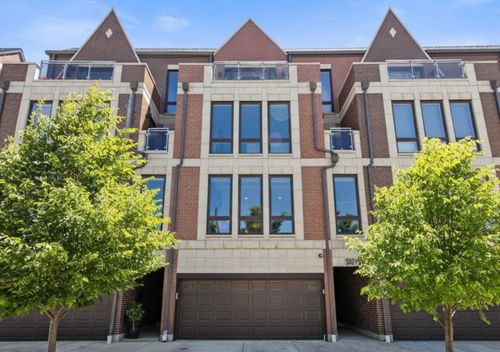 3901 Lake Park Ave, CHICAGO, IL, 60653-2522 | Card Image