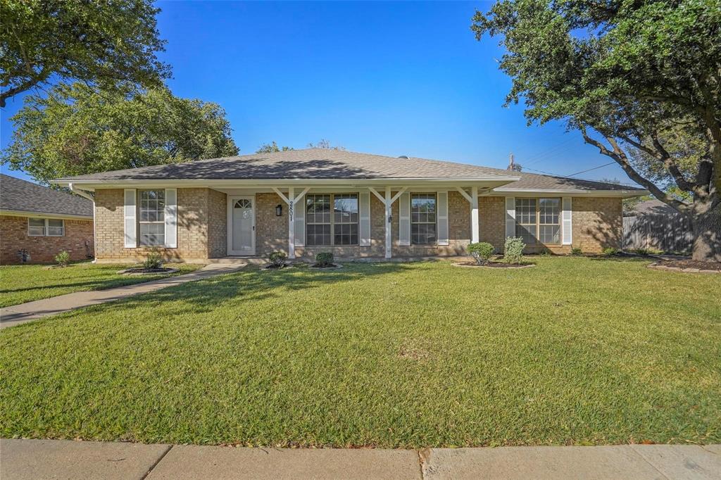 Peachtree Ln, Pantego, TX 76013