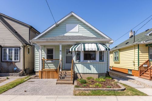25 Wilson Street, St Catharines, ON, L2R5Z9 | Card Image