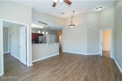 305-8235 Lobster Bay Ct, JACKSONVILLE, FL, 32256-3216 | Card Image