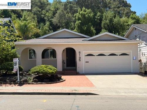 5195 Camino Alta Mira, Castro Valley, CA, 94546-1523 | Card Image