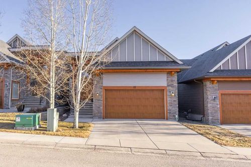 15 Cortina Villas Sw, Calgary, AB, T3H0W8 | Card Image