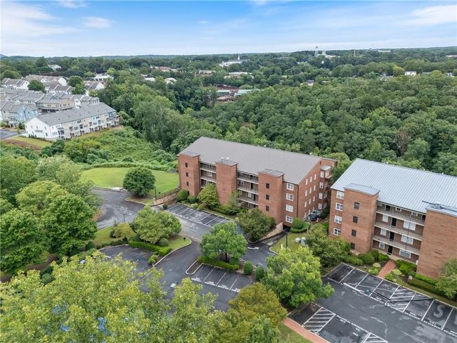 3330 Overland Dr, Condo with 2 bedrooms, 3 bathrooms and 2 parking in Roswell GA | Image 44