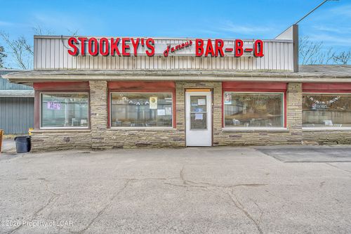 122 Poplar St, Nanticoke, PA, 18634-1120 | Card Image