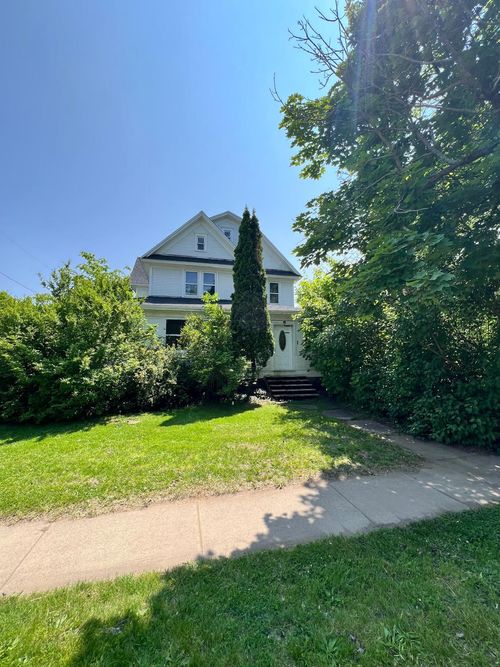 130 Cliff St, Battle Creek, MI, 49014-5002 | Card Image