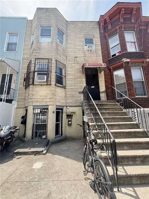 524 51st Street, Brooklyn, NY, 11220 | Card Image