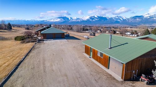 675 Warbler Ln, Corvallis, MT, 59828-9351 | Card Image