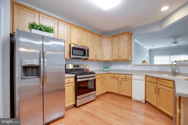 UNIT-208 - 20804 Noble Ter, Condo with 2 bedrooms, 2 bathrooms and null parking in STERLING VA | Image 9