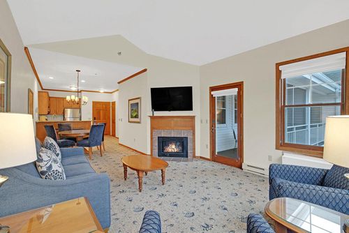 387-101 Osthoff Avenue, Elkhart Lake, WI, 53020 | Card Image