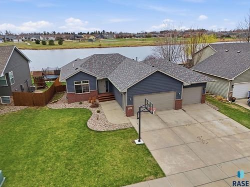 7317 W 61st St Street, Sioux Falls, SD, 57106 | Card Image