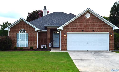 608 Wade Rd Se, Owens Cross Roads, AL, 35763-9120 | Card Image