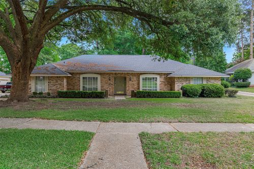 559 Dunmoreland Dr, Shreveport, LA, 71106-6124 | Card Image