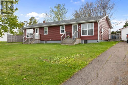 127-129 Heather Ave, Charlottetown, PE, C1A6Z3 | Card Image