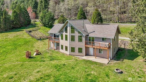 138 Marian Ln, Ariel, WA, 98603-9796 | Card Image