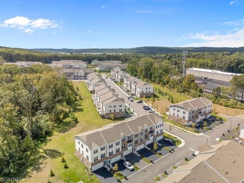 20 Peckwell St, Budd Lake, NJ, 07828-1455 | Card Image