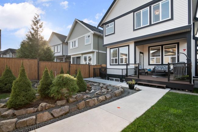 4376 Stephen Leacock Drive, House other with 4 bedrooms, 3 bathrooms and null parking in Abbotsford BC | Image 3