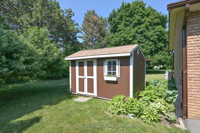 3 Henry Gate, House other with 4 bedrooms, 3 bathrooms and 9 parking in Nobleton ON | Image 29