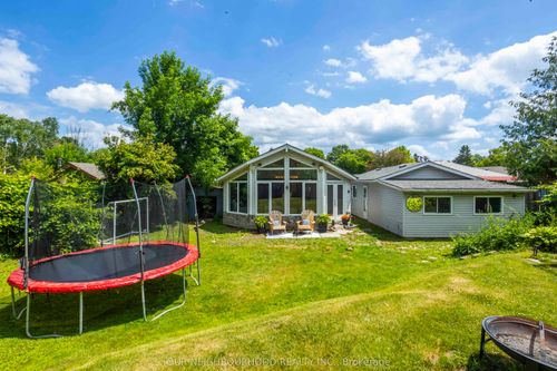 1061 Norman Cres, Oshawa, ON, L1H7W9 | Card Image