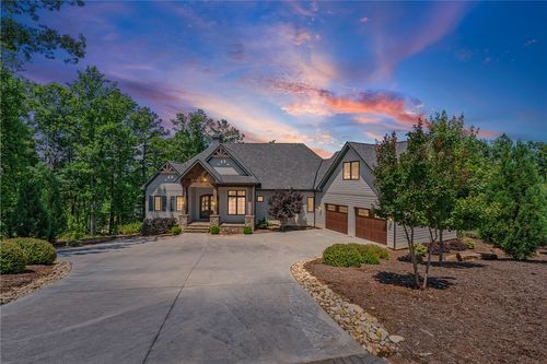 559 Leaning Pine Trl, Six Mile, SC, 29682-3430 | Card Image