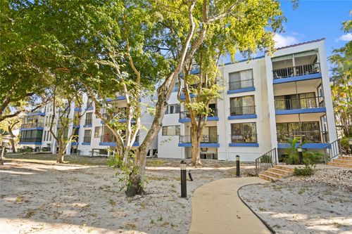 218-6060 S Falls Circle Dr, Lauderhill, FL, 33319-6953 | Card Image