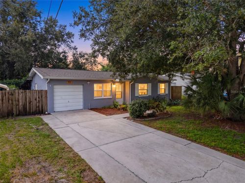 953 Cedarwood Ave, DUNEDIN, FL, 34698-7208 | Card Image