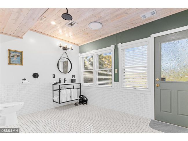305 A River St, House other with 8 bedrooms, 9 bathrooms and 3 parking in OSCEOLA WI | Image 26
