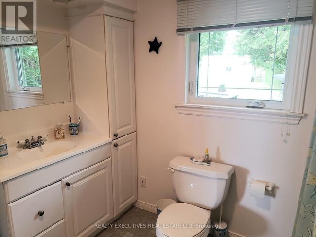 7 B1 Rd, House other with 3 bedrooms, 2 bathrooms and 3 parking in Lombardy ON | Image 27