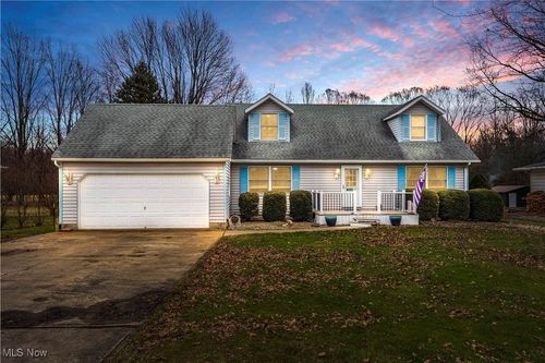 10249 West Ridge Road, Elyria, OH, 44035 | Card Image