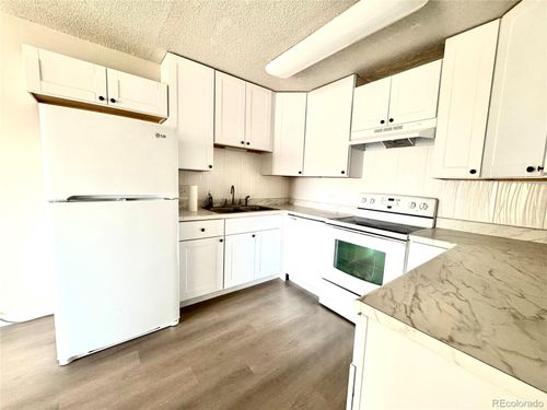 unit-12c-755 S Alton Way, Denver, CO, 80247-1840 | Card Image