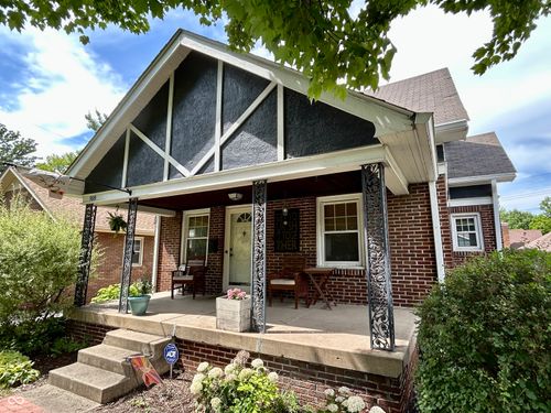 918 Kessler Boulevard East Dr, Indianapolis, IN, 46220-2614 | Card Image
