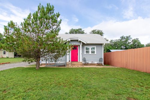 1804 S Oak, Brady, TX, 76825 | Card Image