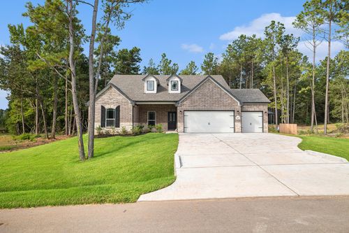 8 Cattle Dr, Bay City, TX, 77414-5396 | Card Image