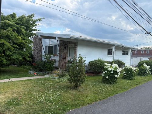 738 N Saint Lucas St, ALLENTOWN, PA, 18104-4031 | Card Image