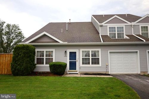 26 Courtyard Dr, Carlisle, PA, 17013-4908 | Card Image