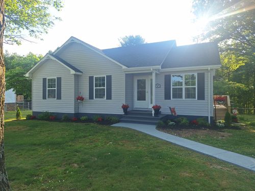 85 Brandywine St, McMinnville, TN, 37110-9051 | Card Image