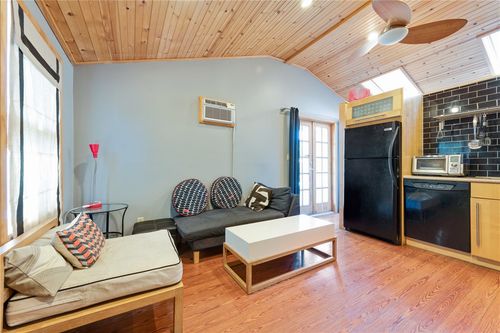 b-5500 Westminster Dr, Austin, TX, 78723-2617 | Card Image