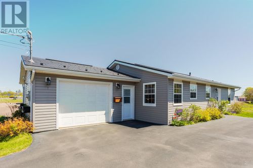 78 Ottawa St, Summerside, PE, C1N1W3 | Card Image