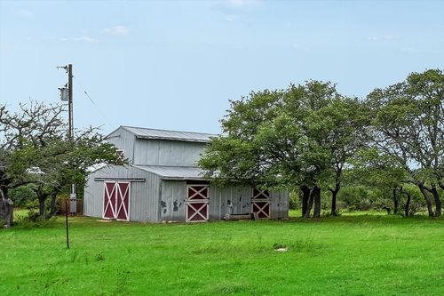 320 Valley Oak Dr, Dripping Springs, TX, 78620-5276 | Card Image