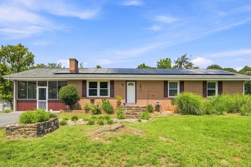 6219 Joyce Ln, Salem, VA, 24153-8200 | Card Image