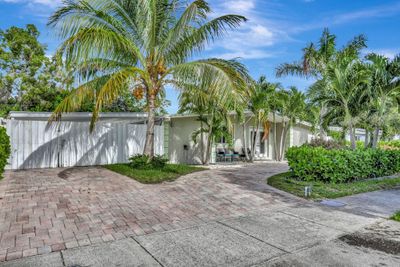 5332 Ne 15th Ave, House other with 4 bedrooms, 2 bathrooms and null parking in Pompano Beach FL | Image 3