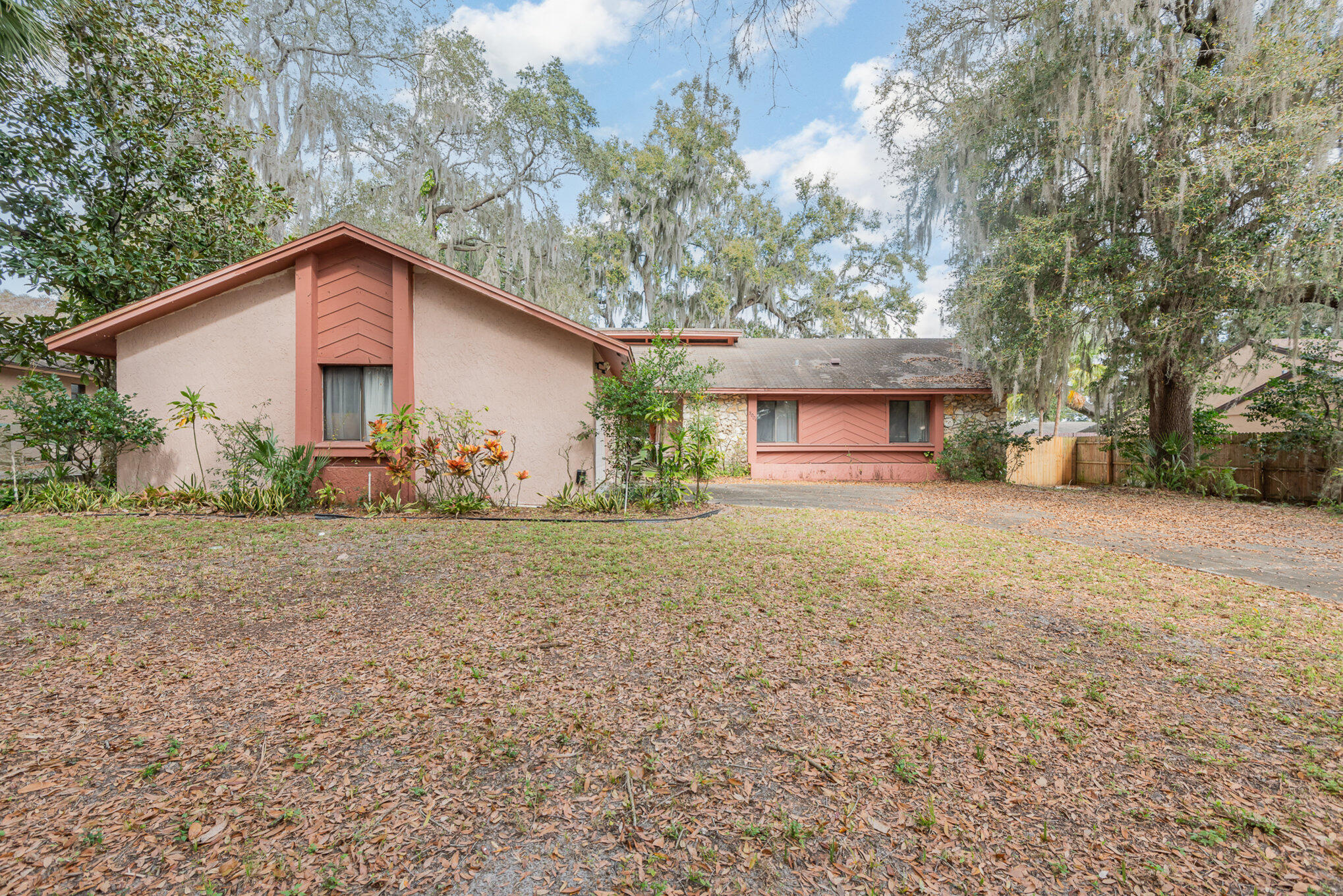 Briar Oaks Cir, Orlando, FL 32808