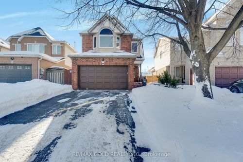 5 Furrows End, Brampton, ON, L6Z4S5 | Card Image