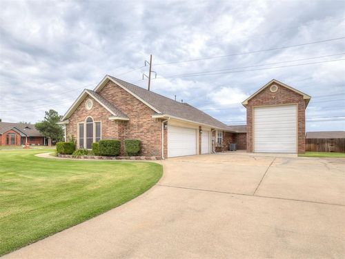 14000 Broadway Ave, Oklahoma City, OK, 73170-6846 | Card Image