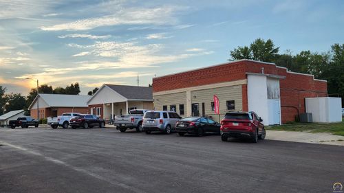 320 2nd St, Wetmore, KS, 66550-0181 | Card Image